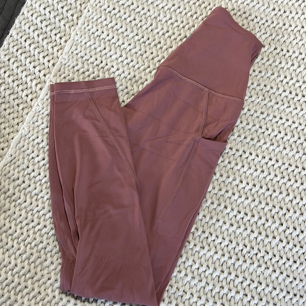 Align pockets 25" leggings